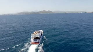 Sealine F530 Official video